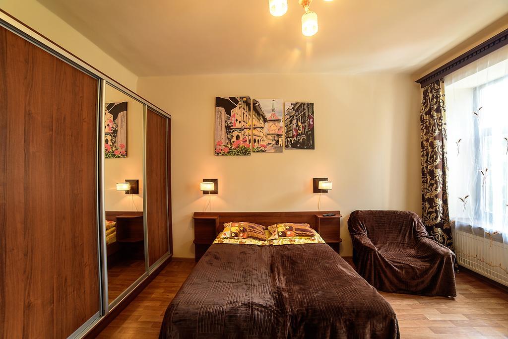 Apartments Nekrasova-Rufa 23 Lviv Exteriör bild